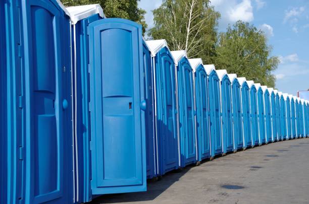 Best Porta potty rental near me  in Mission, OR